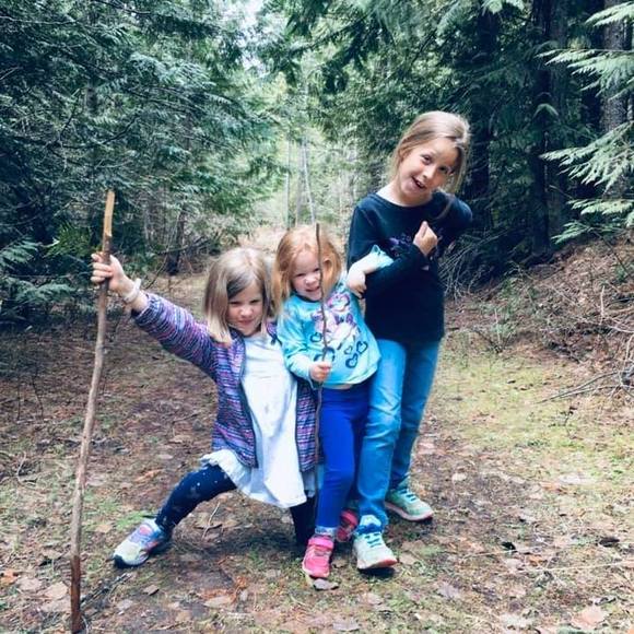 Meet your Posher, Karen - Picture 1 of 1